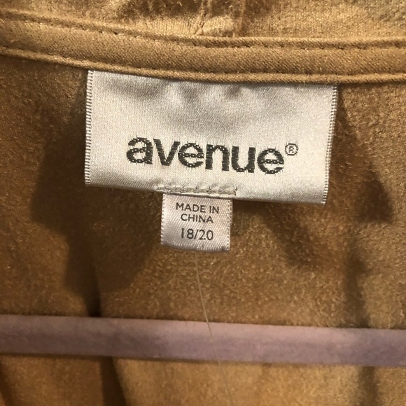 Avenue open front cardigan size 18/20 New with tags tan/brown with fringe trim - Picture 13 of 16